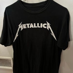 Metallica medium tshirt